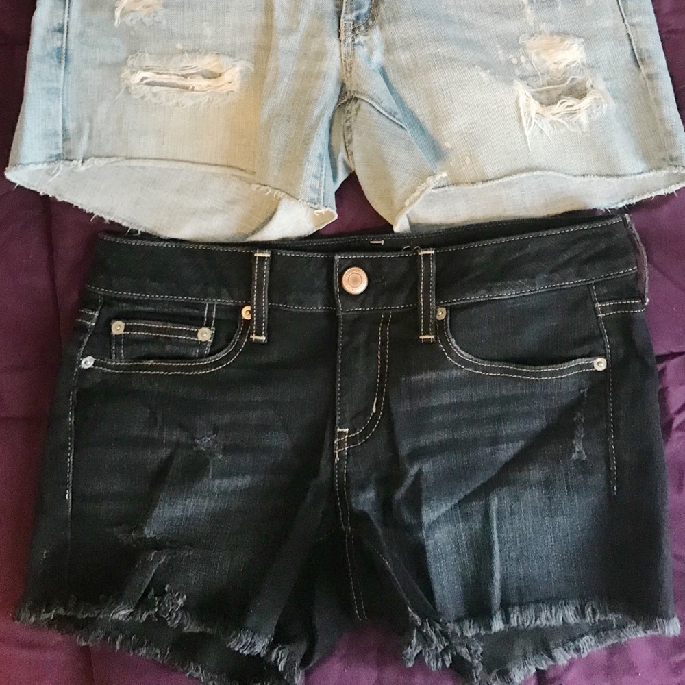 NWOT Dark-wash American Eagle shorts